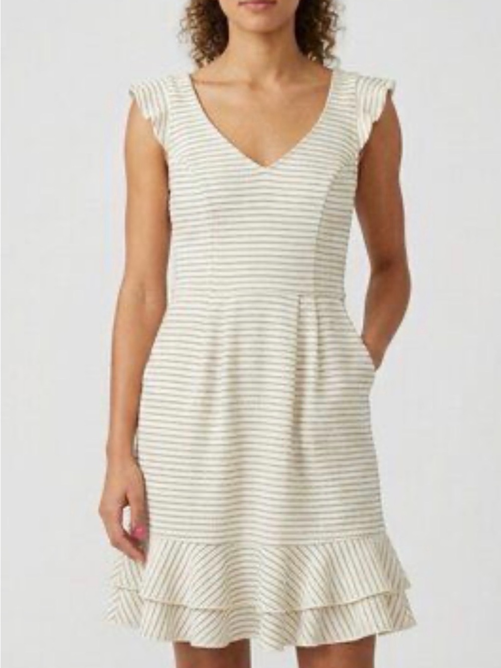 Maeve white and black Dress with Tan Stripe Ruffle Hem size 0 side pockets